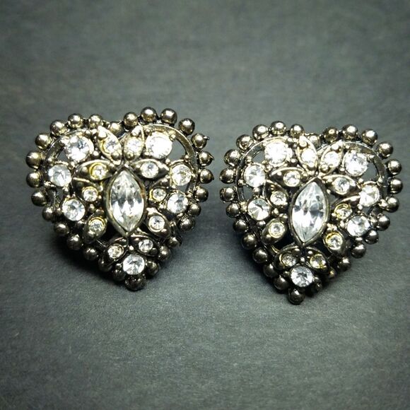 Vintage 1950’s Dazzling Rhinestone Valentine Heart Screw Back Clip On Earrings - Picture 1 of 6
